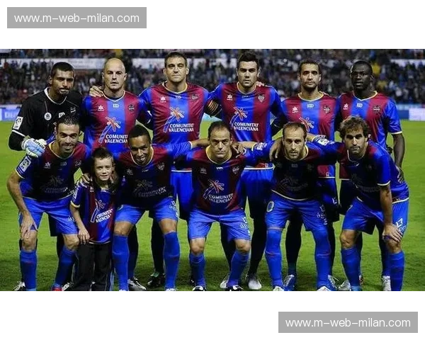 摩纳哥客场小胜南特 法甲第二集团紧追不舍