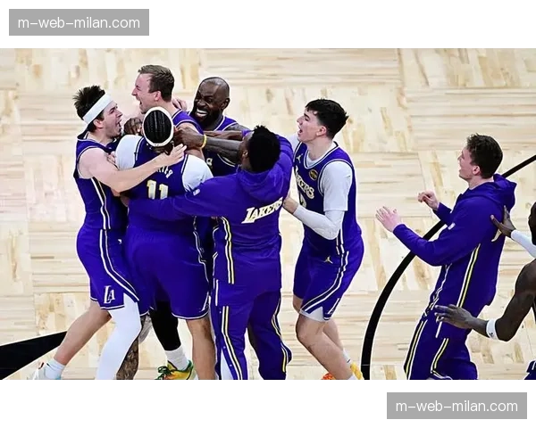 湖人有效命中率与真实命中率双榜首，进攻端质变源于肯纳德加盟